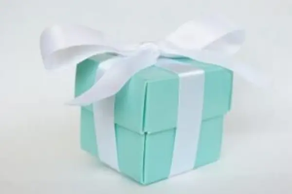 Puste pudełka na biżuterię Tiffany: ile są warte