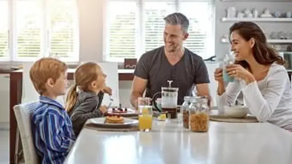 375+子供のためのこれまたはあれの質問