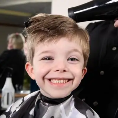 23クラシックキッズヘアカットのアイデア