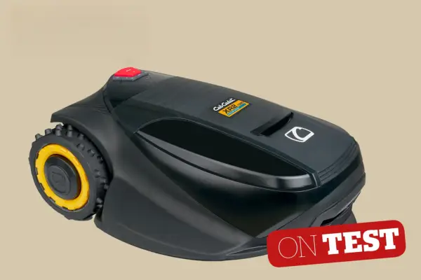 Cub Cadet XR2 Enduro Series 1000 ביקורת מכסחת רובוטי