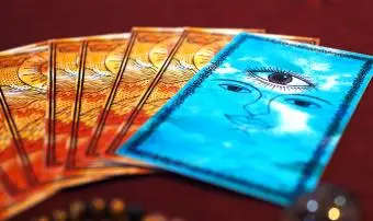 Tarotová karta čítajúca veštca tretieho oka