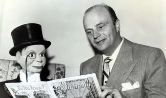 11 famosi burattini che hanno rubato i riflettori