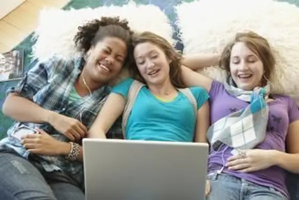 חידוני החברים המקוונים הטובים ביותר