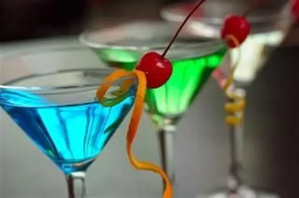 ウォッカには炭水化物がいくつありますか？