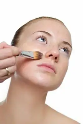 파운데이션 브러쉬 사용 방법