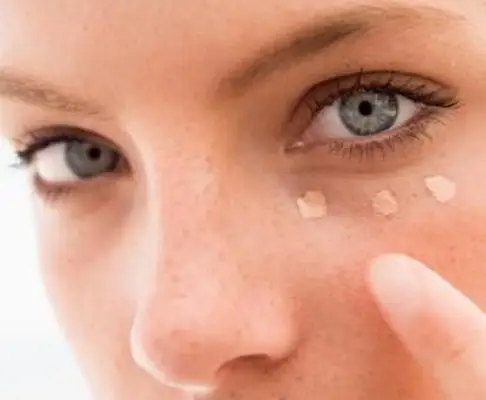 Tutoriel photo étape par étape pour le maquillage des yeux