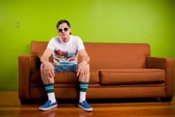 מכנסיים קצרים לגברים