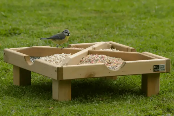 RSPB Ground Feeding Table - Verdantvows