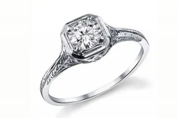 Paloma .5ct redondo brilhante corte antigo anel de reprodução em MoissaniteCo.com