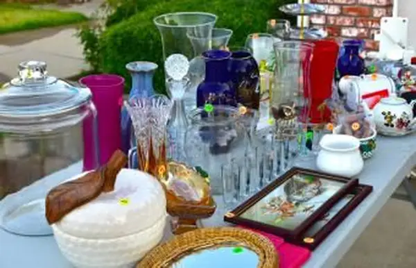 מכירת חצר למכירה