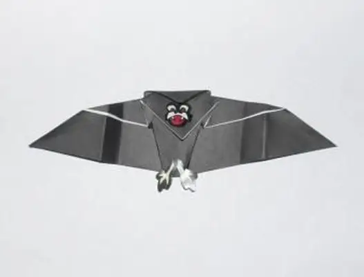 chauve-souris en origami étape 6