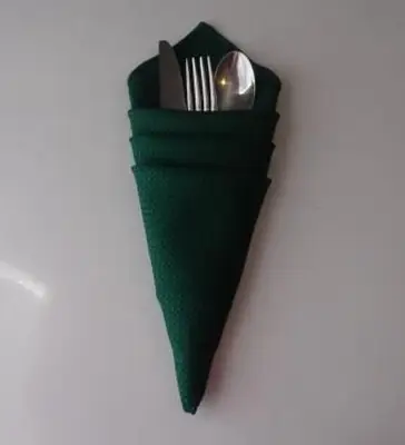 Cómo doblar servilletas para sostener cubiertos