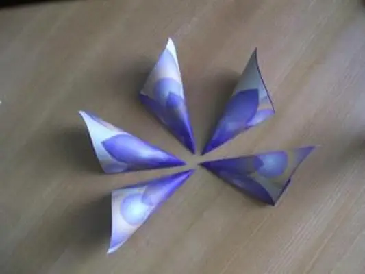 https://cf.ltkcdn.net/origami/images/slide/92414-800x600r1-8.webp