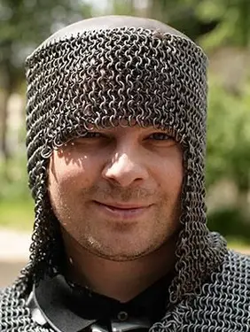 Cappuccio di cotta di maglia