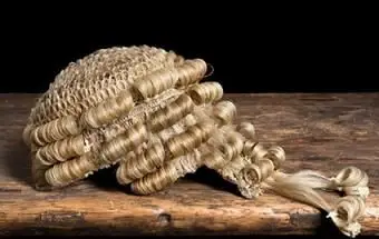 Parrucca da avvocato