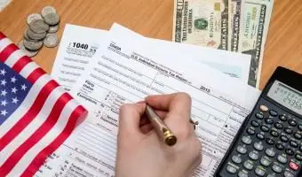Do czego służy federalny podatek dochodowy?