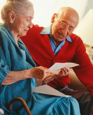 부부 함께 연애 편지를 읽고