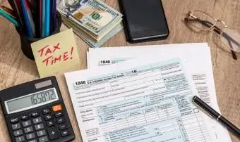 Habe ich genug verdient, um Steuern einzureichen?