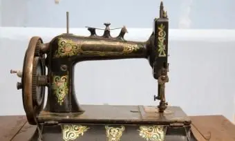 Machines à coudre anciennes