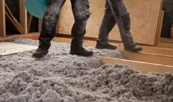 isolamento de papel reciclado