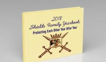 Stemma della famiglia in copertina