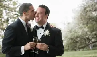 행복한 신혼 부부