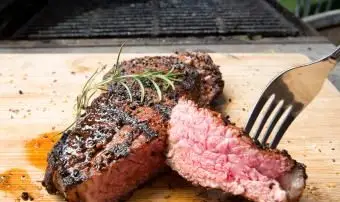 Cómo cocinar un bife de lomo de Nueva York