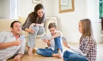 Rodinné väzobné činnosti