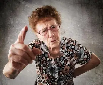 As 10 piores coisas que uma sogra pode fazer