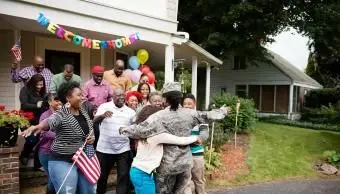 여성 군인 수용 가족