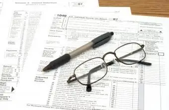 האם ריבית מנוכה מעונשי מס?