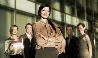 ビジネスウーマンと同僚