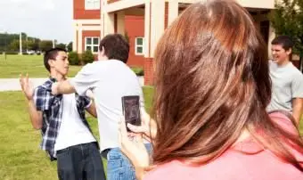 Strategie per affrontare il bullismo adolescenziale