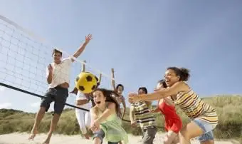 Plážové spoločenské hry