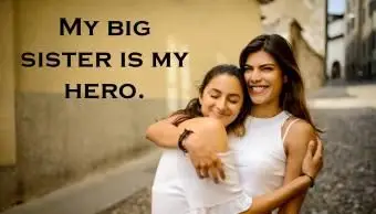 거리에서 포옹하는 여자