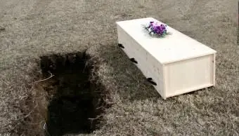 Optionen und Kosten für biologisch abbaubare Särge