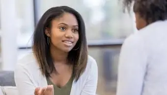 Comment dire à vos parents que vous déménagez : 10 conseils judicieux