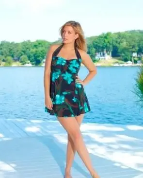 Otro estilo de Swimsuits For All.