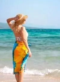 배 모양의 수영복