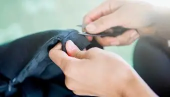 ウエストバンドを出す手