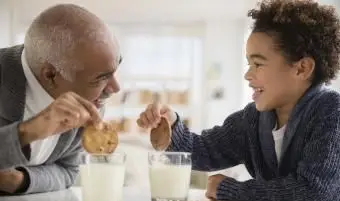 10 raisons pour lesquelles il est important que les enfants passent du temps avec leurs grands-parents