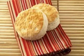 Recept na sušienky používajúce samostanú múku