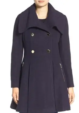 Abrigo con doble botonadura con cuello envolvente GUESS