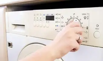 Réglage de la température sur la machine à laver