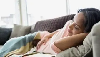 あなたが妊娠することを夢見るとき、それはどういう意味ですか？