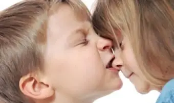 자폐아의 물기 멈추는 방법