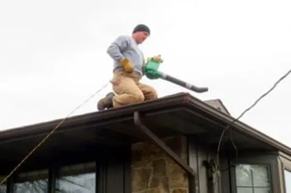 Meilleurs outils de nettoyage de gouttière