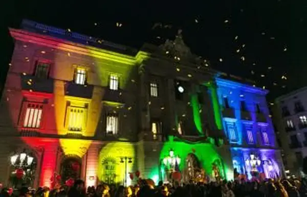 바르셀로나 시청 조명