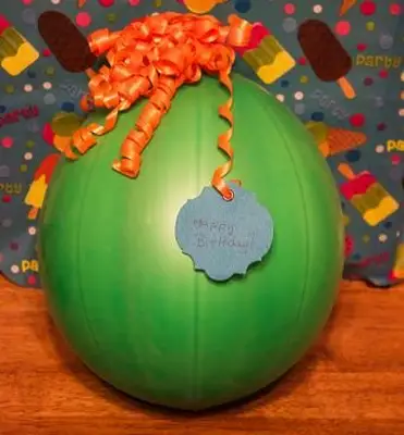 embrulho de balão para presente