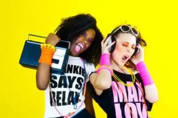 Cosa indossare a una festa anni '80